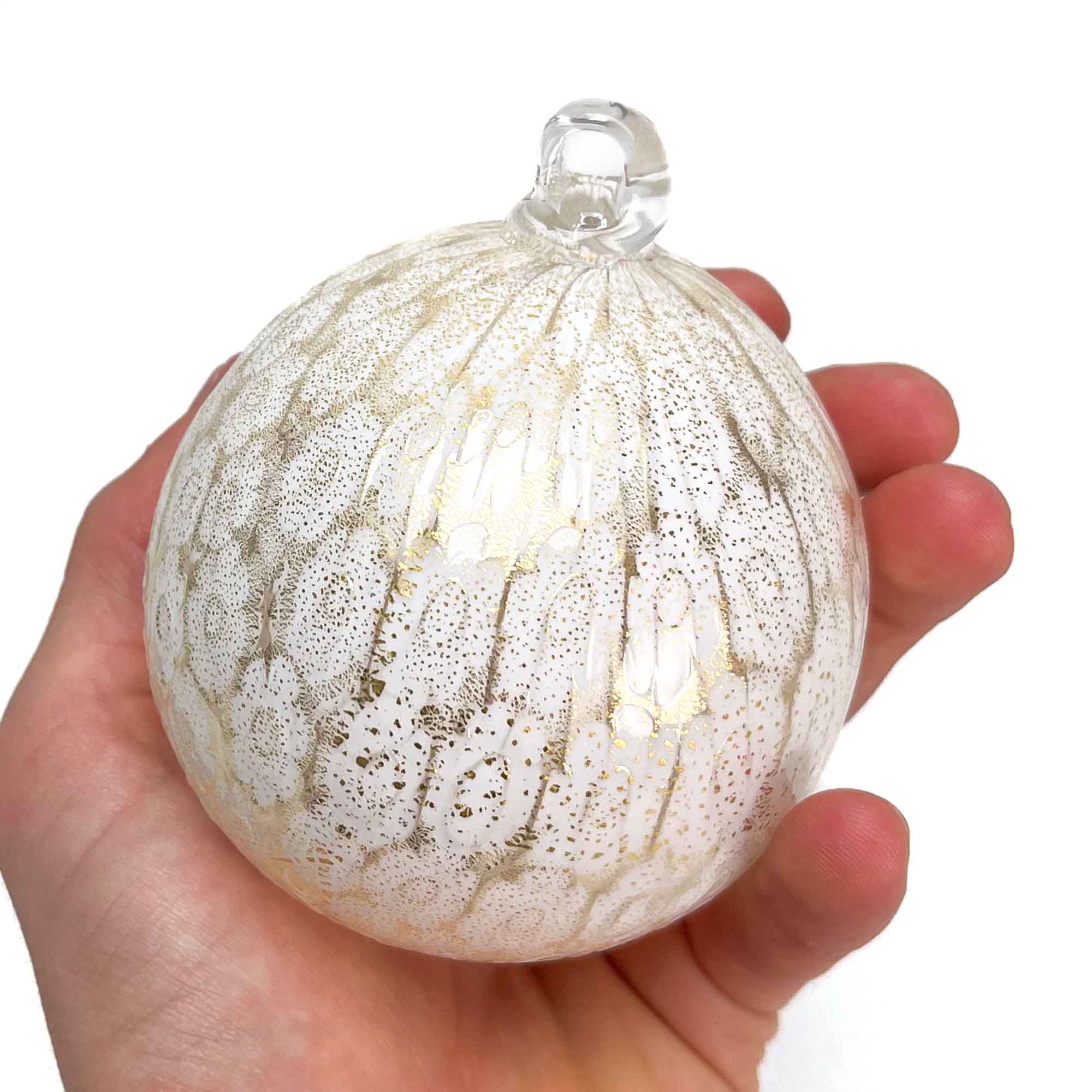 Christmas bauble - Murrina white