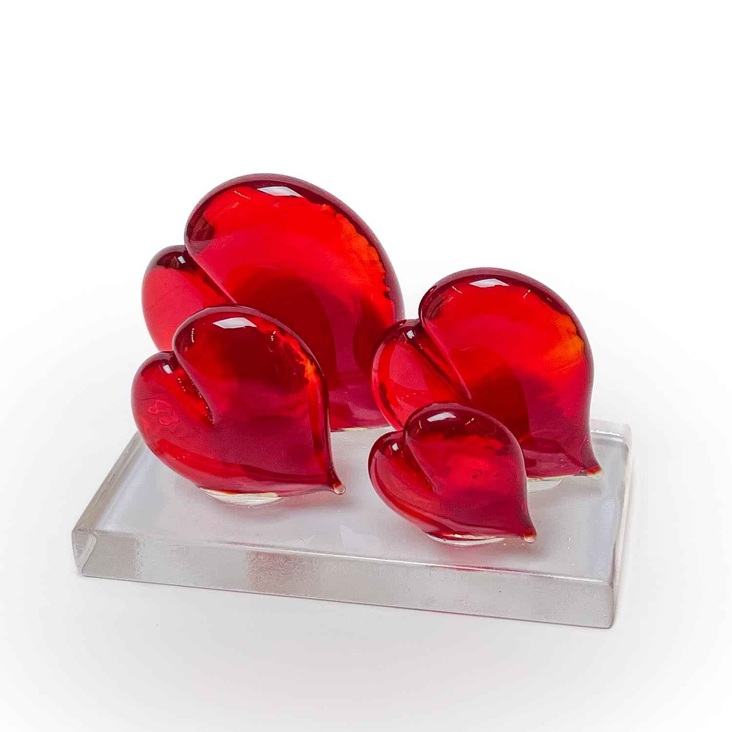 Heart paperweight composition