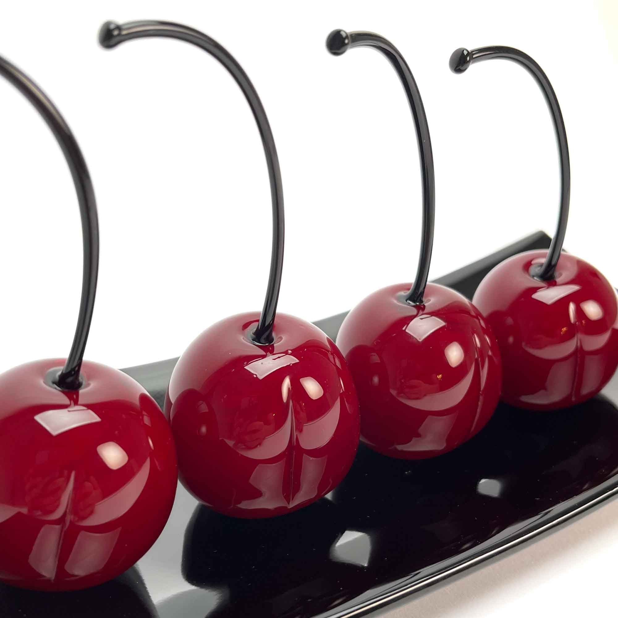 Set 4 Big Cherries with Black Plate "Love and Elegance" - Murano Glass