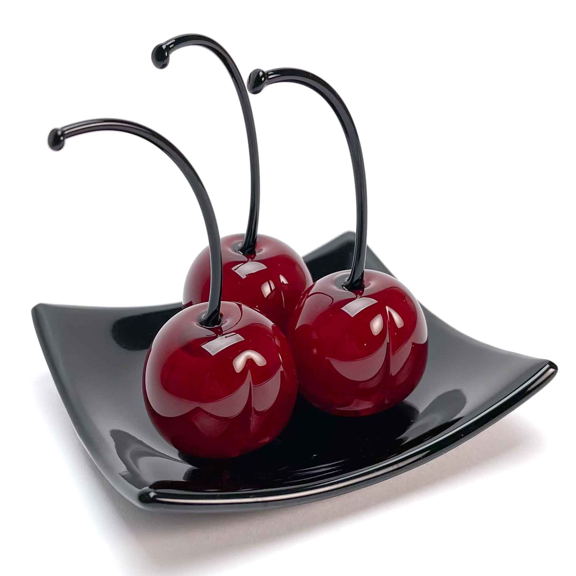 Set 3 Medium Cherries with Black Square Plate "Love and Elegance" - Murano Glass