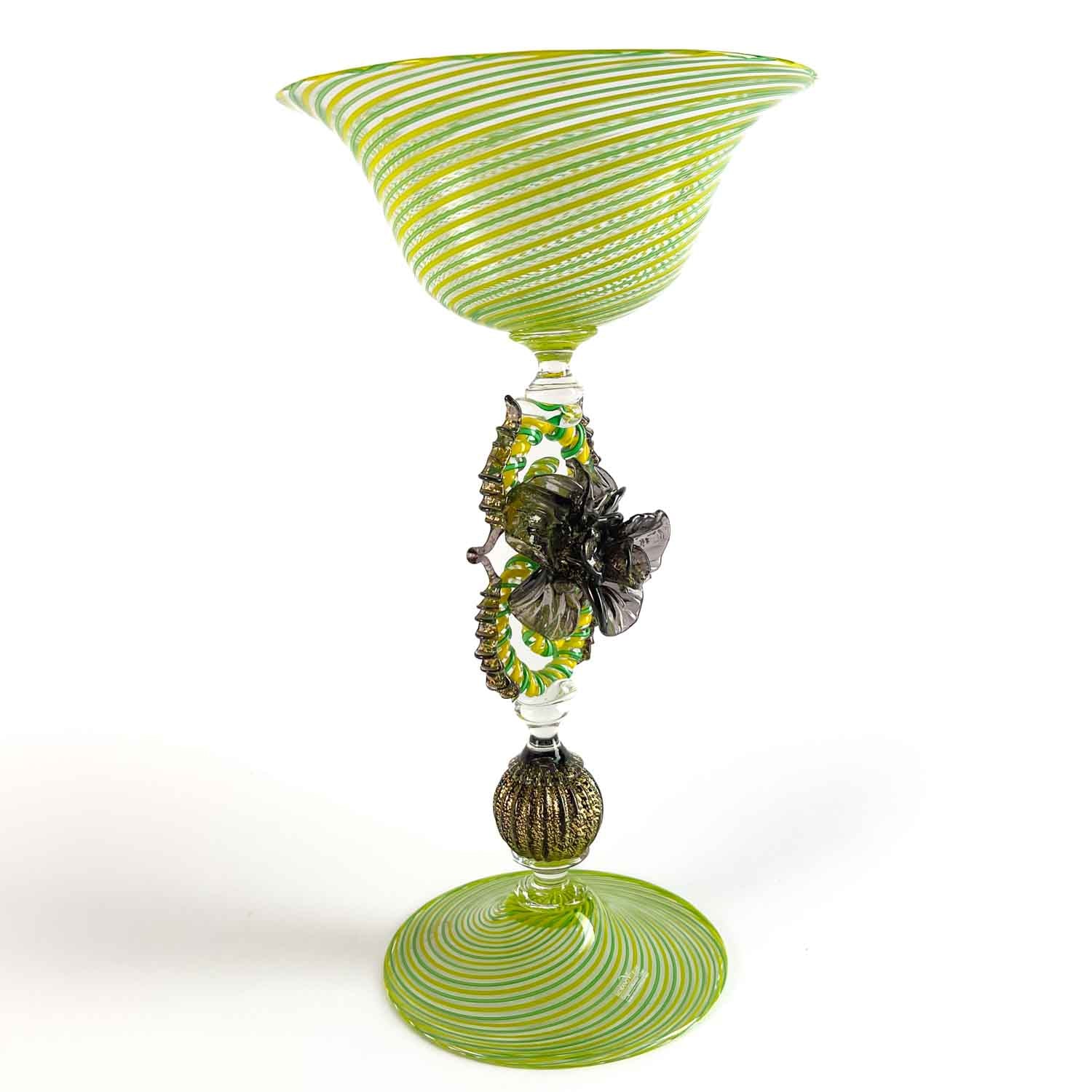 Goblet with decorative flower - Murano Glass art