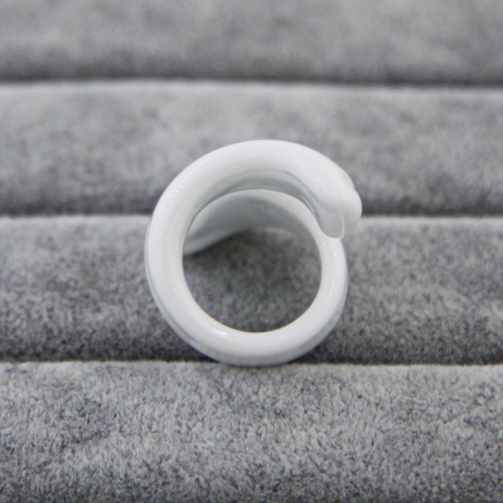 White Ring Handmade Spiral - Murano Glass