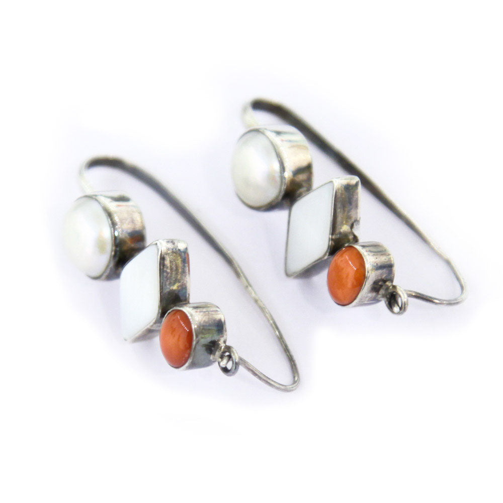 Boucles d'oreilles en argent avec corail