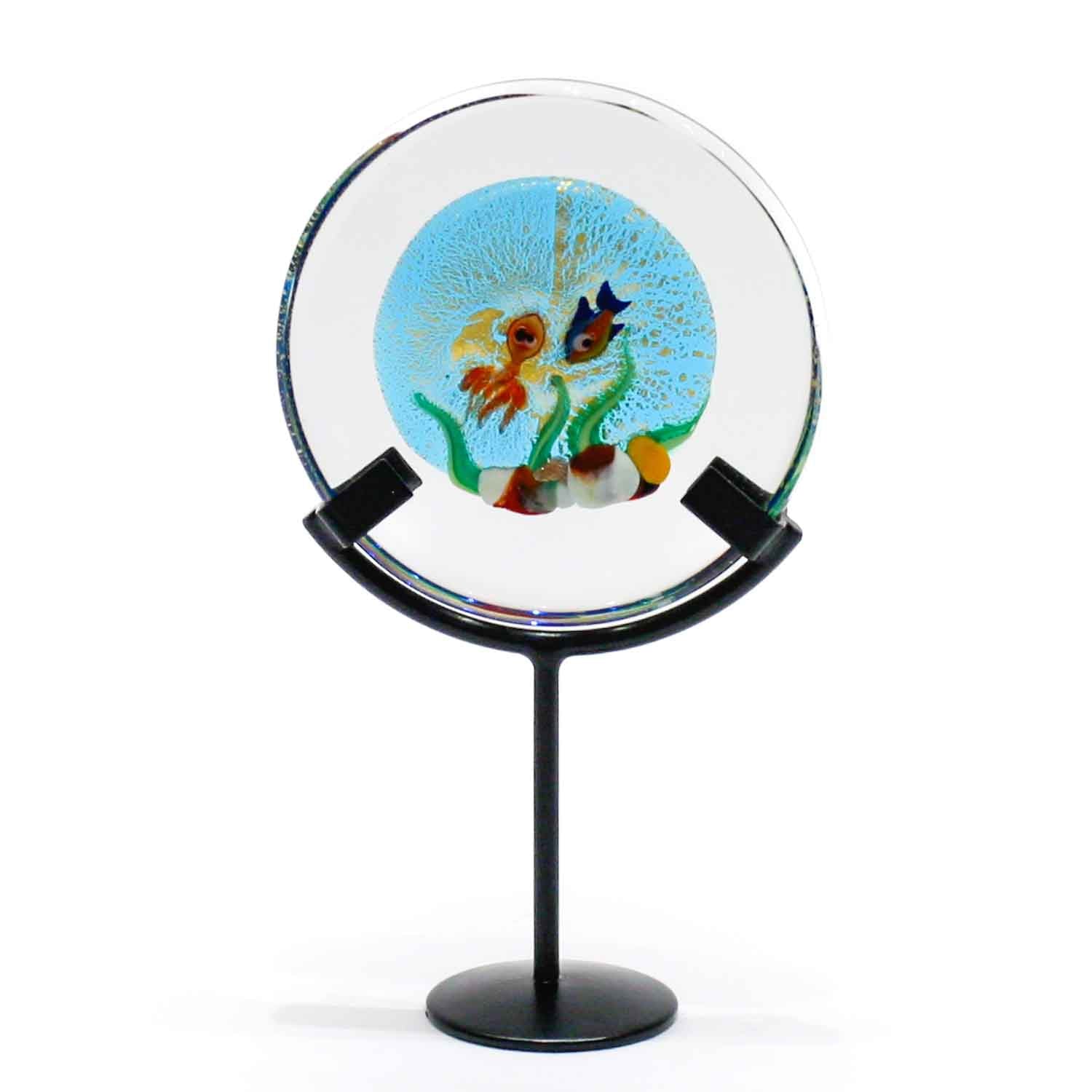 Aquarium avec disque de poulpe sur support métallique miniature