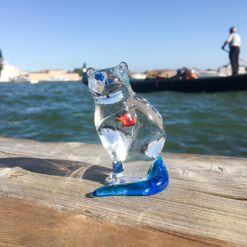 Cat swallowing a fish - Murano Glass