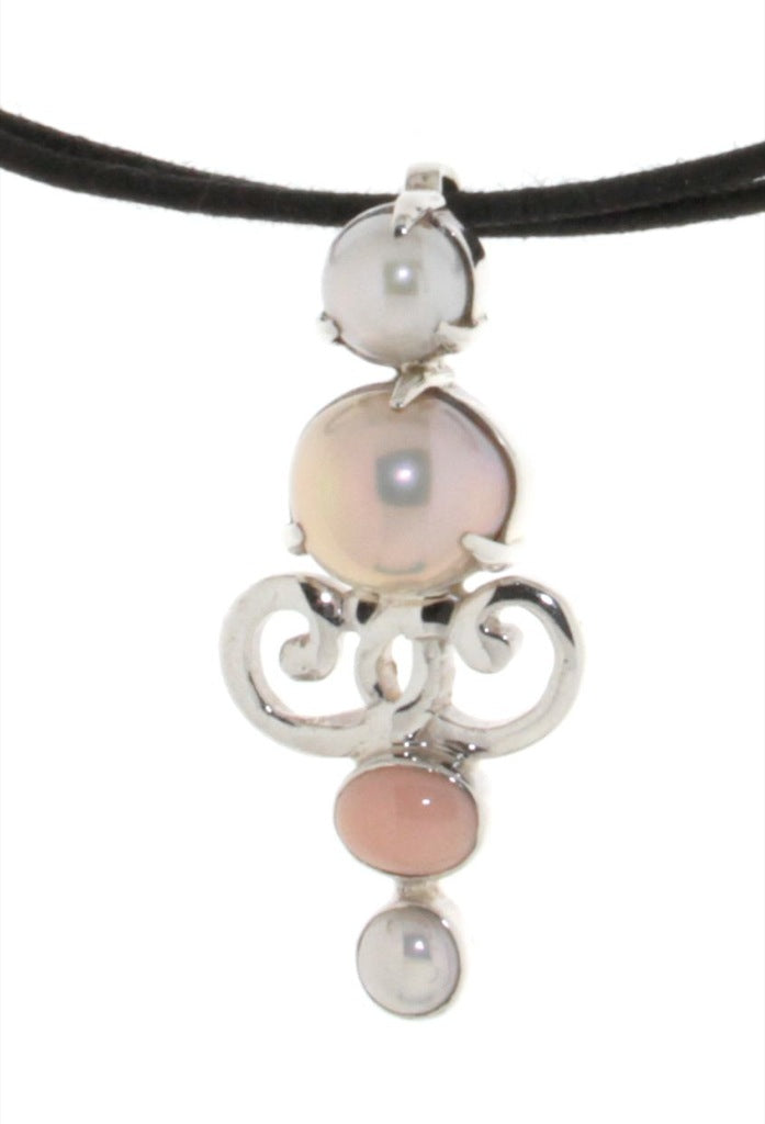 Collana in argento con corallo